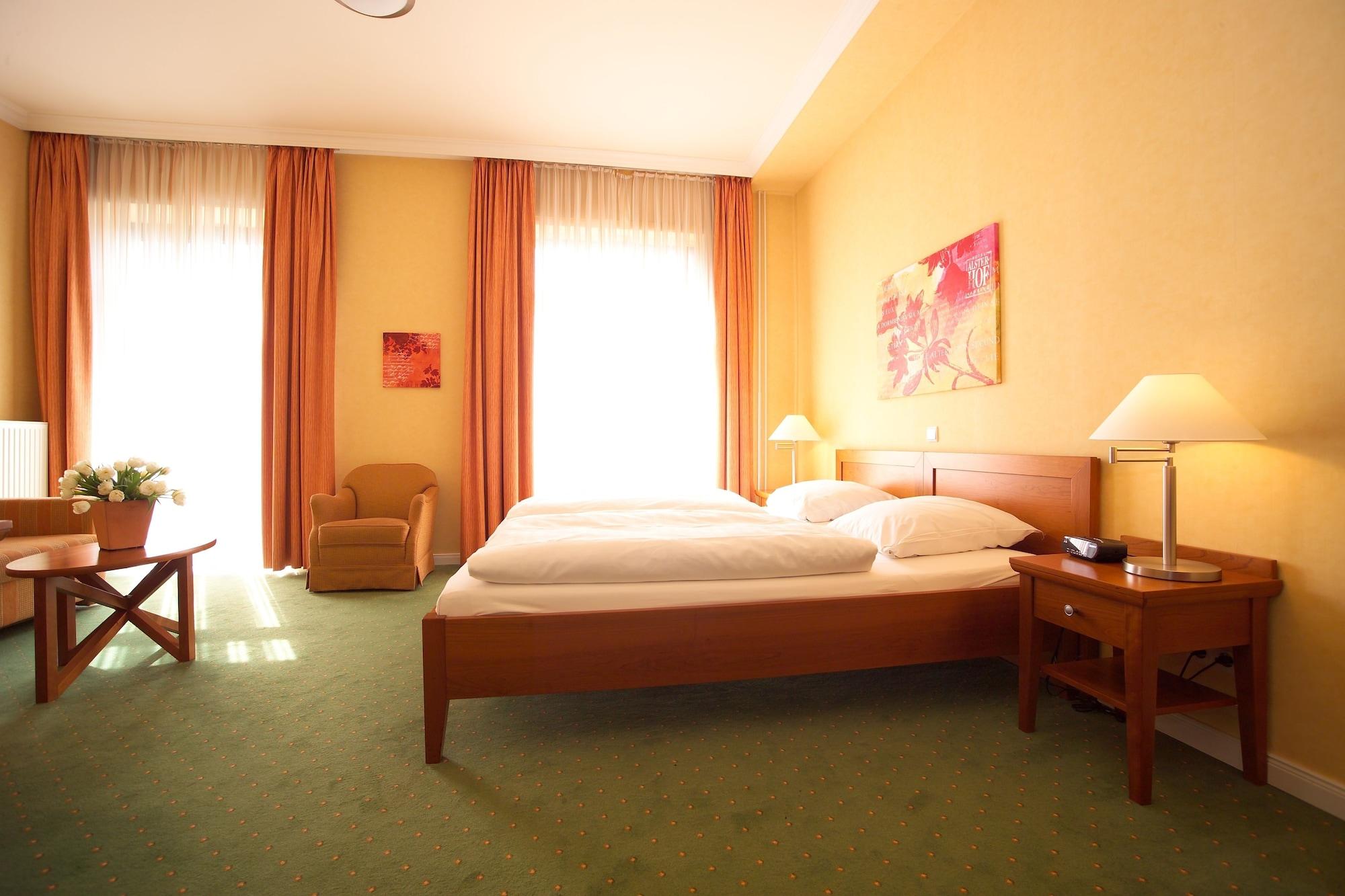 Alster-Hof Hotel Hamburg Ngoại thất bức ảnh