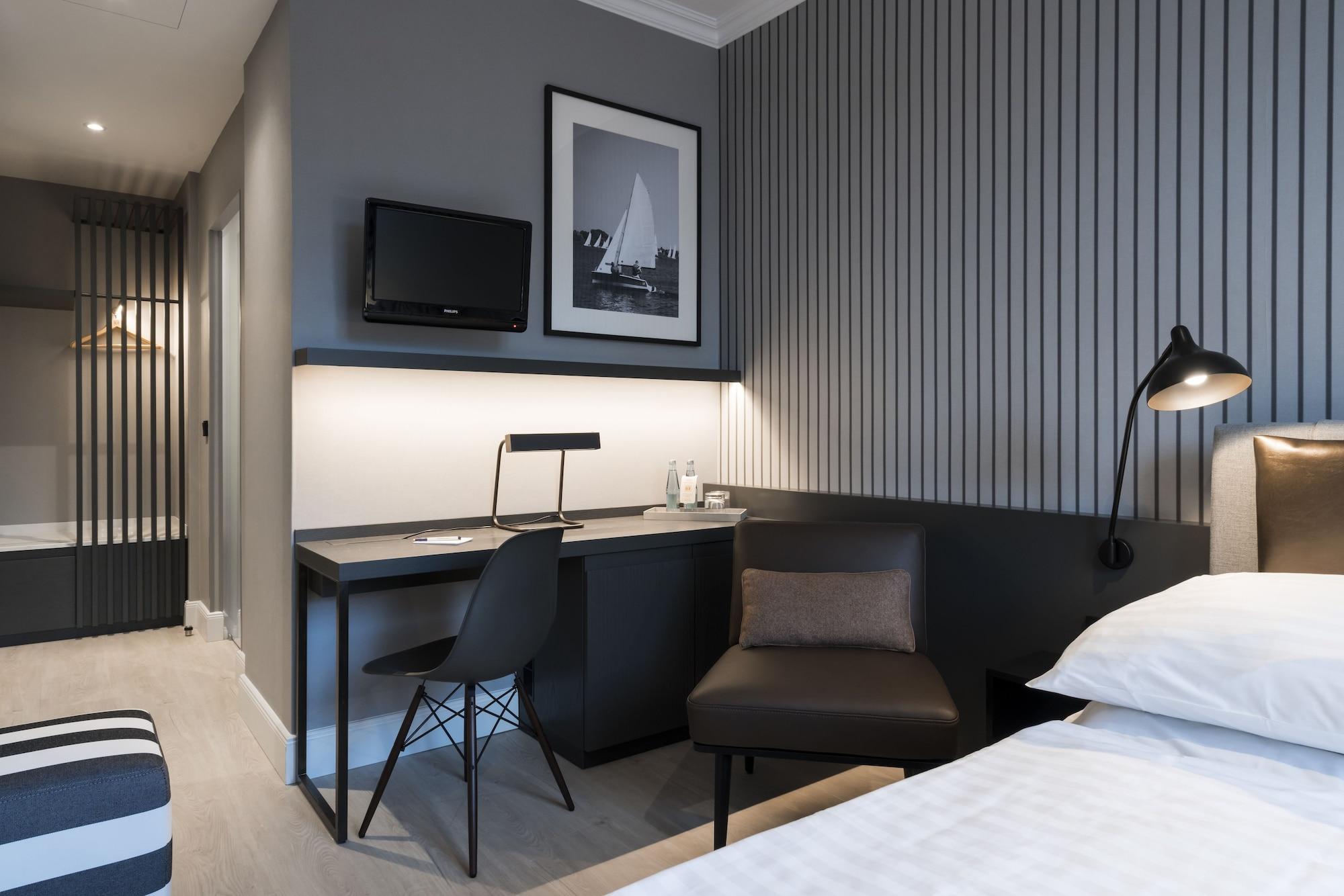 Alster-Hof Hotel Hamburg Ngoại thất bức ảnh