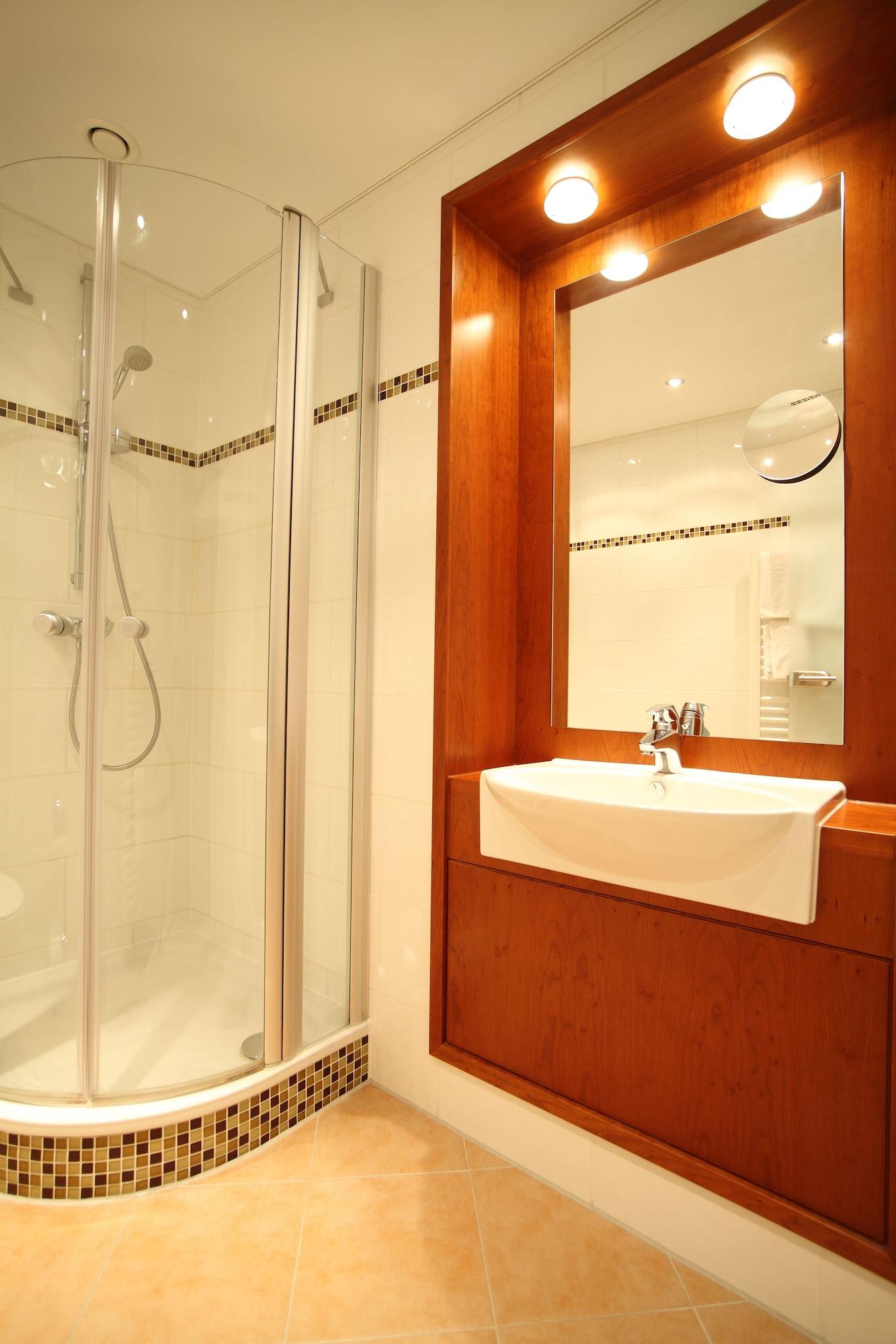 Alster-Hof Hotel Hamburg Ngoại thất bức ảnh