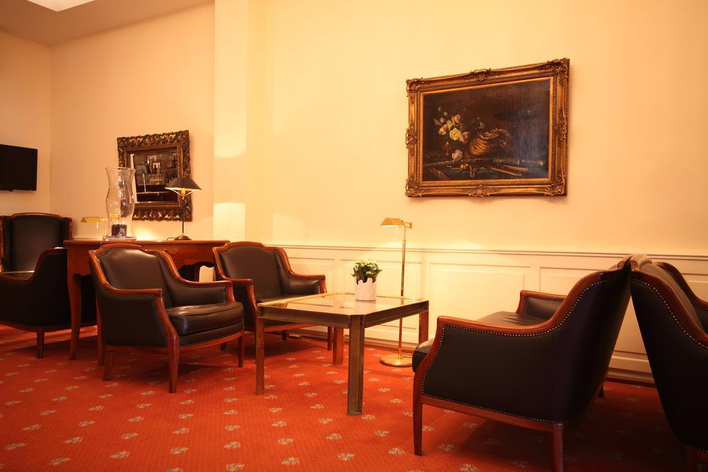 Alster-Hof Hotel Hamburg Ngoại thất bức ảnh